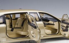 Mercedes Maybach S600 Pullman 1:18 Autoart