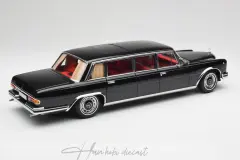 Mercedes 600 Pullman W100 1969 Black NZG 1/18