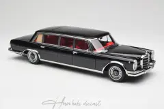Mercedes 600 Pullman W100 1969 Black NZG 1/18