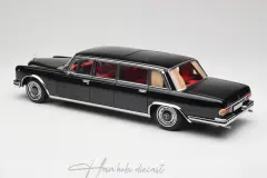 Mercedes 600 Pullman W100 1969 Black NZG 1/18