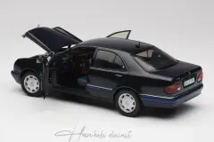 Mercedes E-Class W210 E320 Sedan 1998 Blue Sun Star 1:18