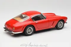 Ferrari 250 GT SWB 1961 Red CMC 1/18