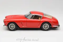 Ferrari 250 GT SWB 1961 Red CMC 1/18