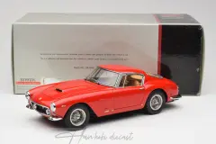 Ferrari 250 GT SWB 1961 Red CMC 1/18