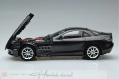 Mercedes Benz SLR Mclaren 2003 1:18 CMC