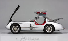Mercedes-Benz 300 SLR Uhlenhaut Coupe CMC 1:18