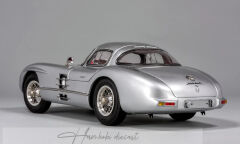 Mercedes-Benz 300 SLR Uhlenhaut Coupe CMC 1:18