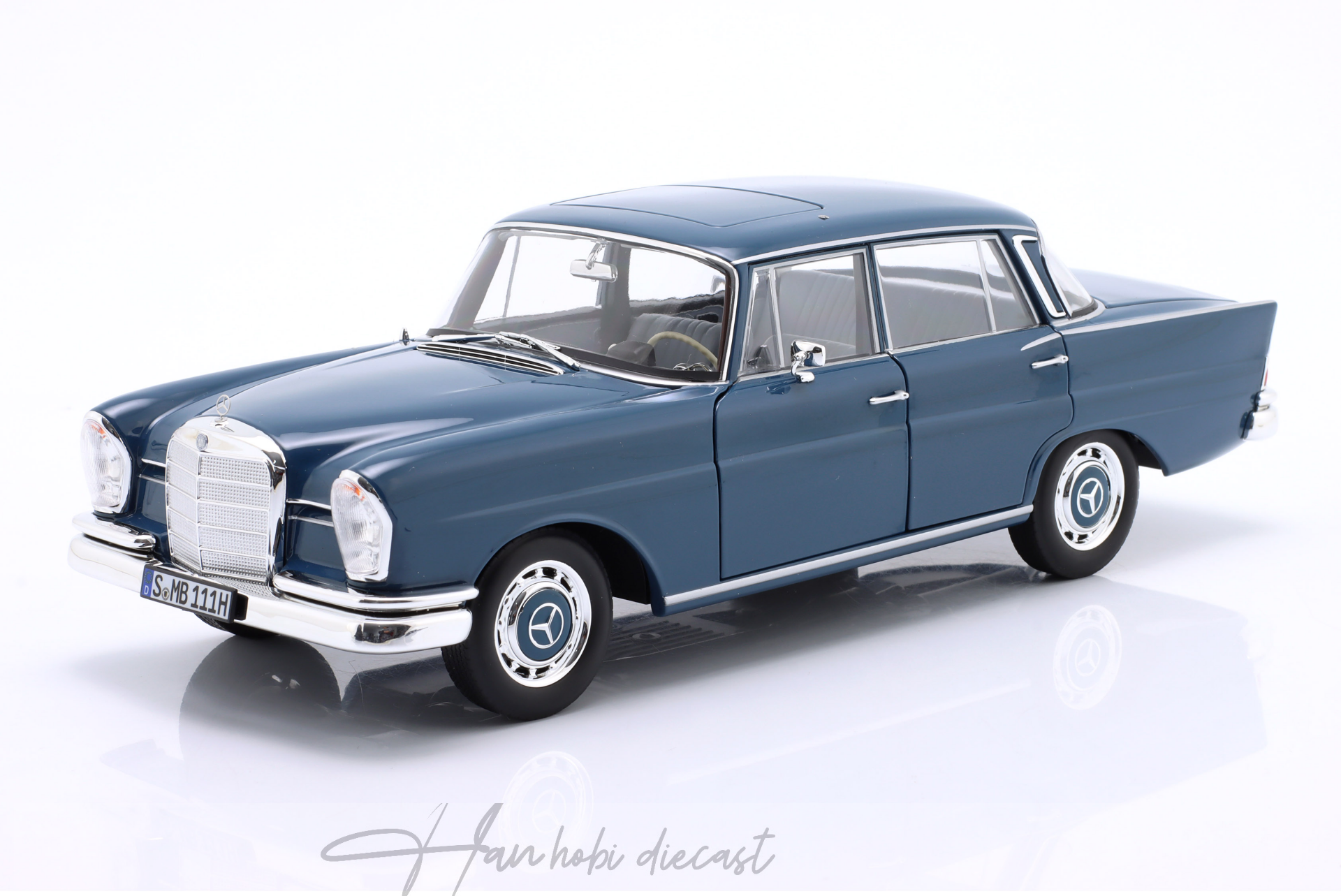 Mercedes Benz 220S W111 1959 1/18 NOREV