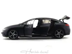 MERCEDES BENZ - EQE AMG LINE 2023 NZG 1:18