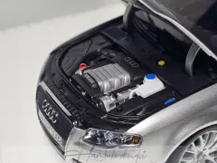 Norev 1:18 Audi A4 Cabriolet 3.2 Quattro Dealer Edition