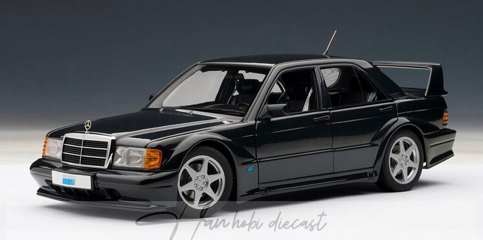 Mercedes-Benz 190E EVO 2 (Metallic Black) AUTOart 1:18