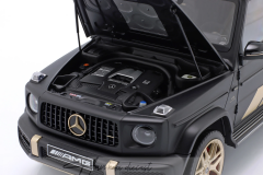 MERCEDES G63 AMG 1/18 ALMOST REAL