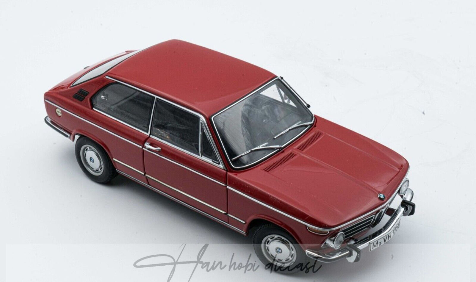Autoart 1971 BMW 2000 Touring