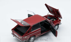Autoart 1971 BMW 2000 Touring