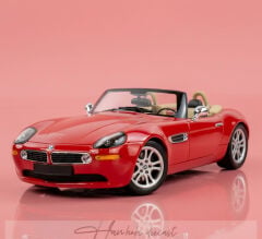 1:18 Minichamps 2000 BMW Z8 ROADSTER - RED