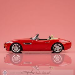 1:18 Minichamps 2000 BMW Z8 ROADSTER - RED