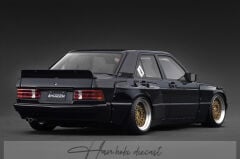 Mercedes-Benz 190 Pandem (Black) 1/18 Ignition Model