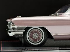 1:18 Cadillac Sedan De Ville 1962 Heather Metallic