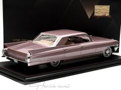 1:18 Cadillac Sedan De Ville 1962 Heather Metallic