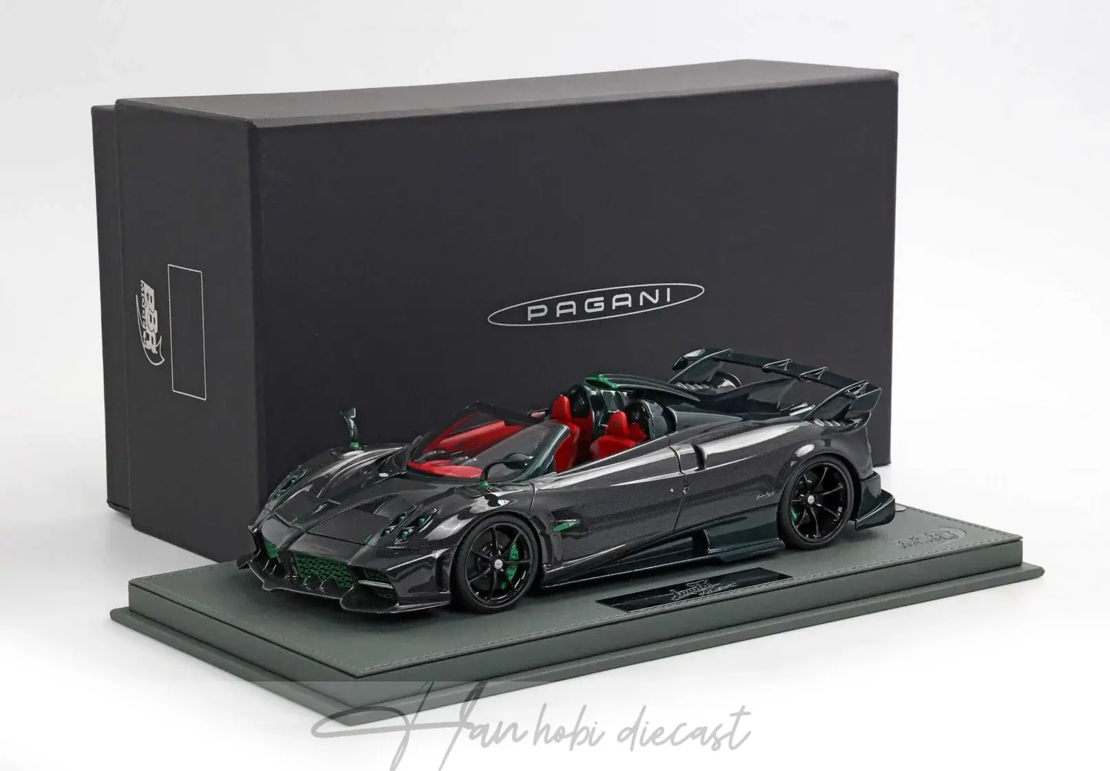 1/18 BBR Pagani Imola Roadster Gloss Carbon