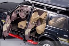 TOYOTA LAND CRUISER J8 1990 KENG FAİ 1:18 DİECAST