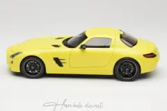 MİNİCHAMPS - MERCEDES-BENZ AMG SLS C197 YELLOW