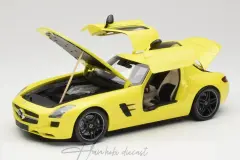 MİNİCHAMPS - MERCEDES-BENZ AMG SLS C197 YELLOW