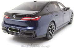 BMW i7 M70 (G70) 2024 BLUE BLACK/METALLIC MİNİCHAMPS 1:18