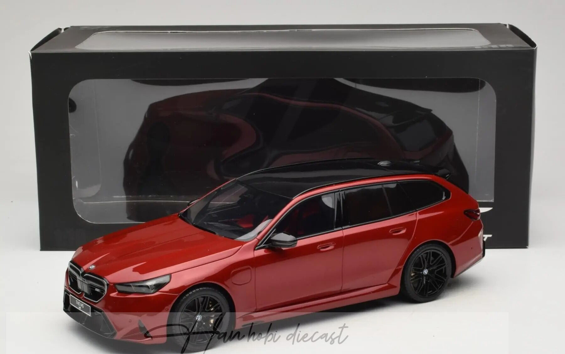 BMW M5 G91 Touring Red 1:18 GT Spirit 2025