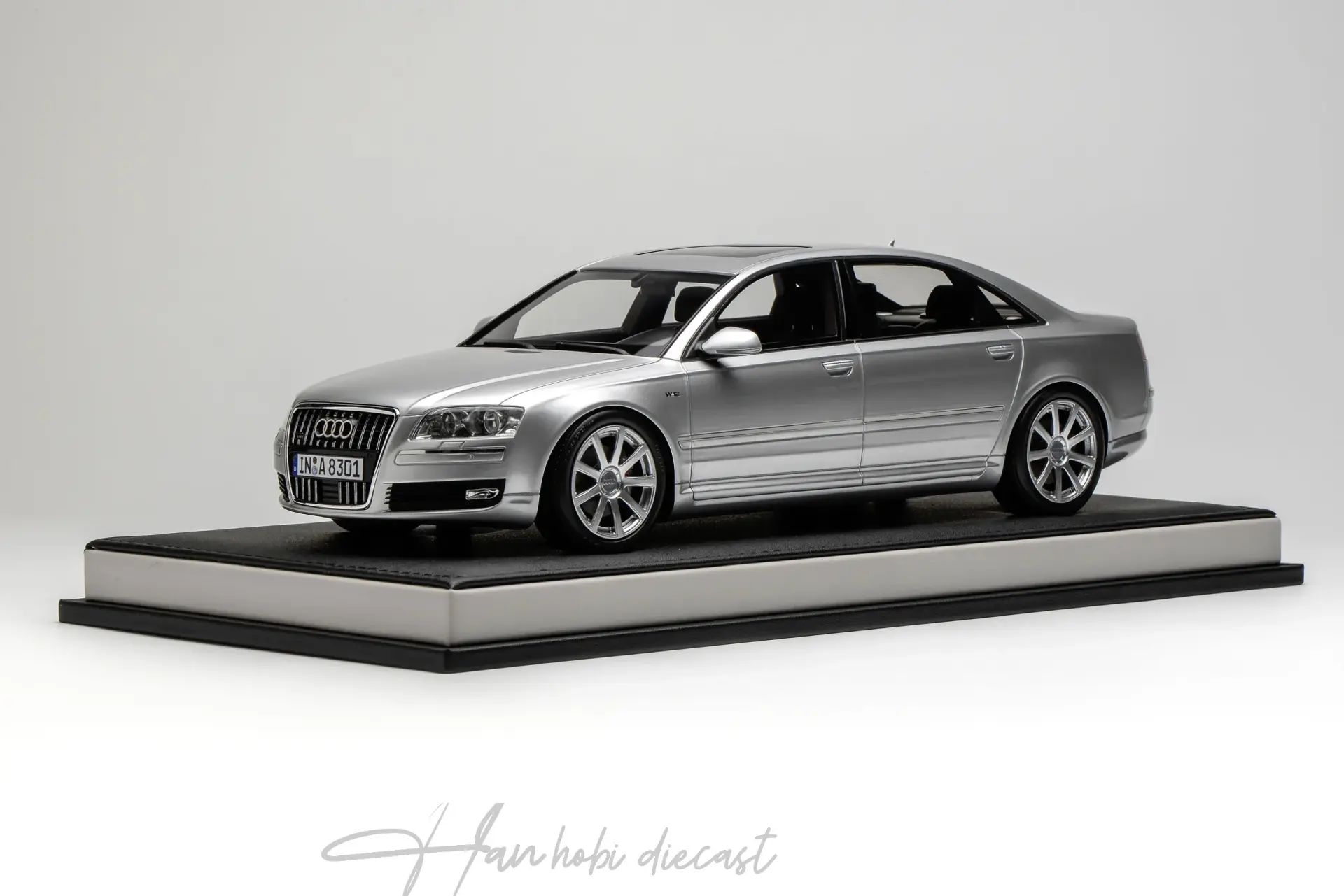 MOTORHELİX Audi A8 W12 2008 Ice Silver Metallic