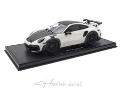 PORSCHE 992 GTSTREET R 1:18 TECHART RESİN