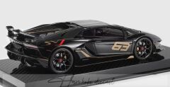 LAMBORGHİNİ AVENTADOR SVJ RUNNER 1:18 RESİN