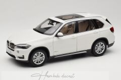 BMW X5 F15 (2013-2018) (White) 1:18 PARAGON Diecast