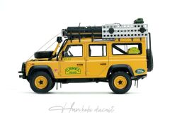 Land Rover Defender 110 Camel Trophy 1:18 Almost Real