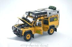 Land Rover Defender 110 Camel Trophy 1:18 Almost Real