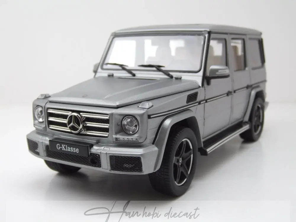 Mercedes Benz G-Class W463 matt silver 2015 1:18 iScale