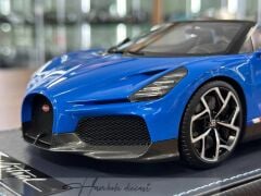 1/18 Bugatti W16 Mistral – MR Collection Limited 249 pcs)