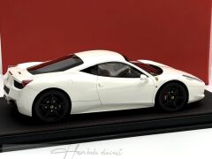 1:18 Ferrari 458 Italia 2009 Avus White 12 pcs. - BBR
