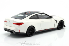 BMW M4 CSL (G82) 2023 White 1/18 MINICHAMPS