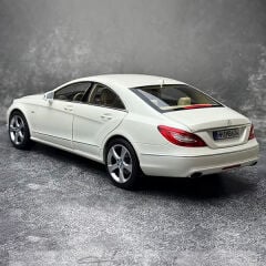 Mercedes Benz CLS W218 Beyaz 1:18 NOREV