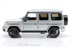 Mercedes-Benz AMG G63 (W463) iridium silver 1/18 Almost Real