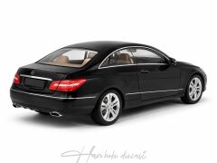 Mercedes Benz Eclass Coupe W212 2009 1:18 Norev Diecast