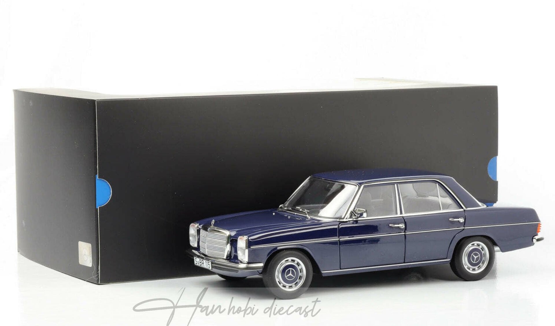 Mercedes Benz 200 W115 - Midnight Blue 1973-1976 1:18 Norev