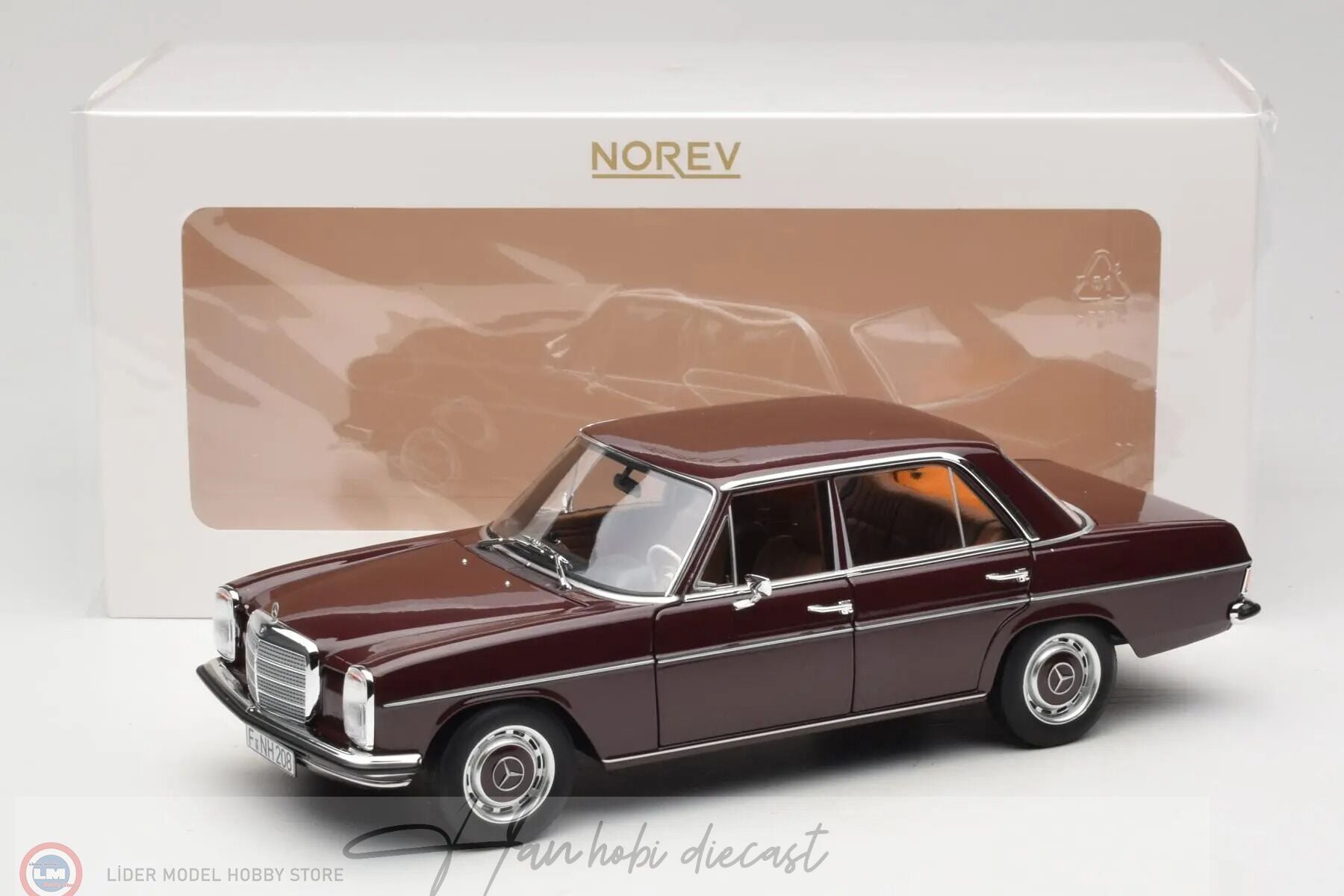 Mercedes Benz 200 W115 Dark Red 1:18 Norev 1968 Diecast