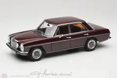 Mercedes Benz 200 W115 Dark Red 1:18 Norev 1968 Diecast