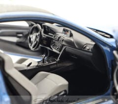 BMW M4 F82 1:18 Paragon 2014 Diecast