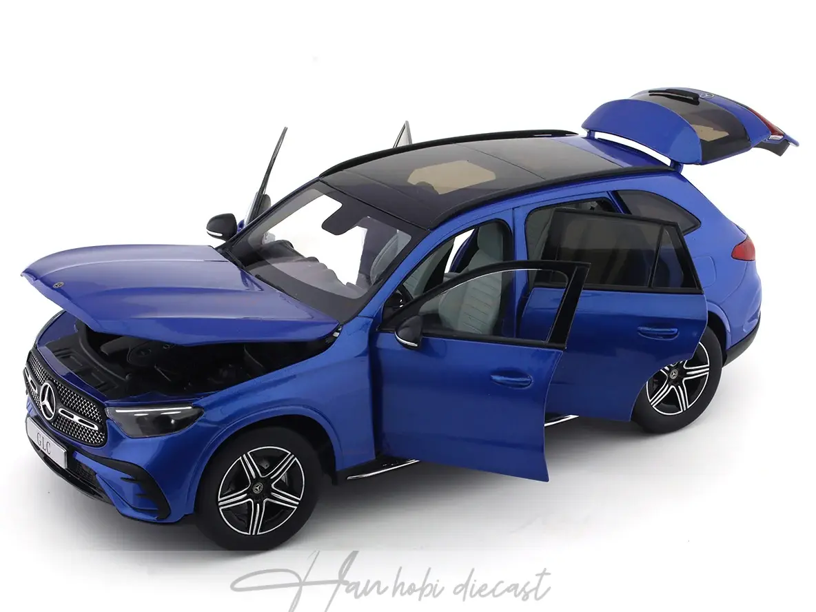 MERCEDES BENZ GLC AMG-Line 2022 blue 1:18 İscale Diecast