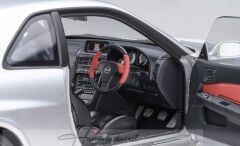 Nissan Skyline GT-R (R34) Z-tune Silver 2001 1:18 Autoart