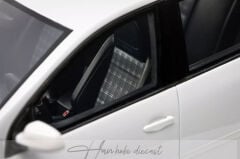 Volkswagen Golf 5 GTI 1:18 OTTO 2007 Resin Model Araç