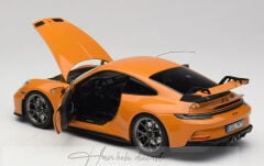 Porsche 911 (992) GT3 1:18 Norev 2021 Diecast Model Araç